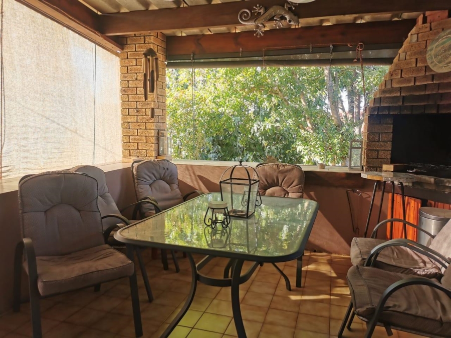 3 Bedroom Property for Sale in Moorreesburg Western Cape